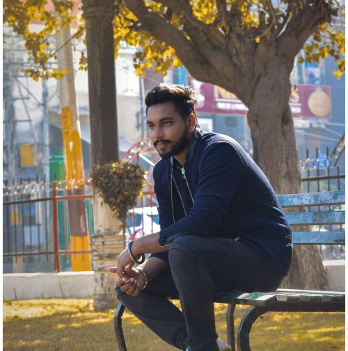 GURI EDITOR AND GRAPHIC  AT SAHIT FILMS